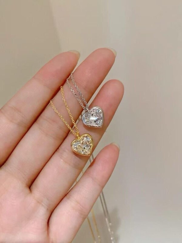 Heart 1 Heart Zircon necklace