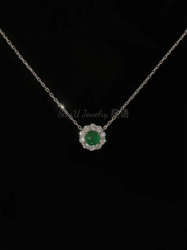 Green Chalcedony Necklace